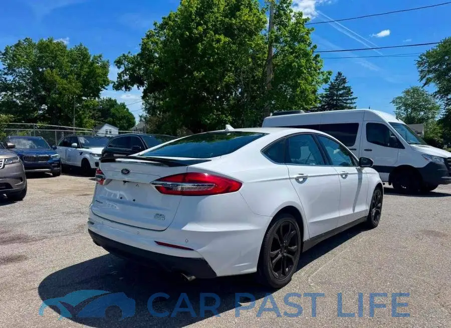 3FA6P0CDXLR117972# 4