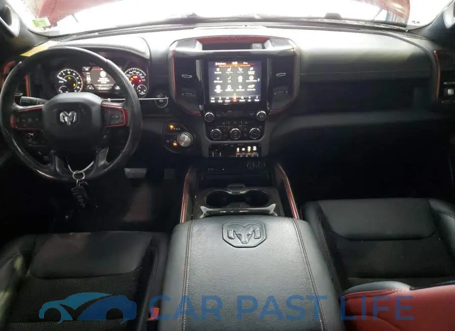 1C6SRFLT5KN670485# 8