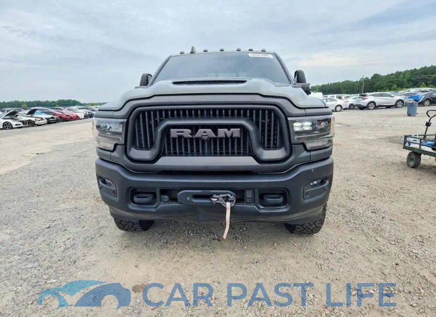 3C6TR5EJ8RG115317# 5