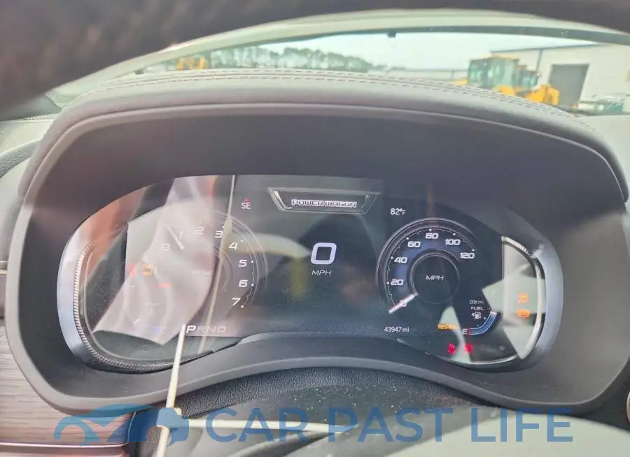 3C6TR5EJ8RG115317# 9