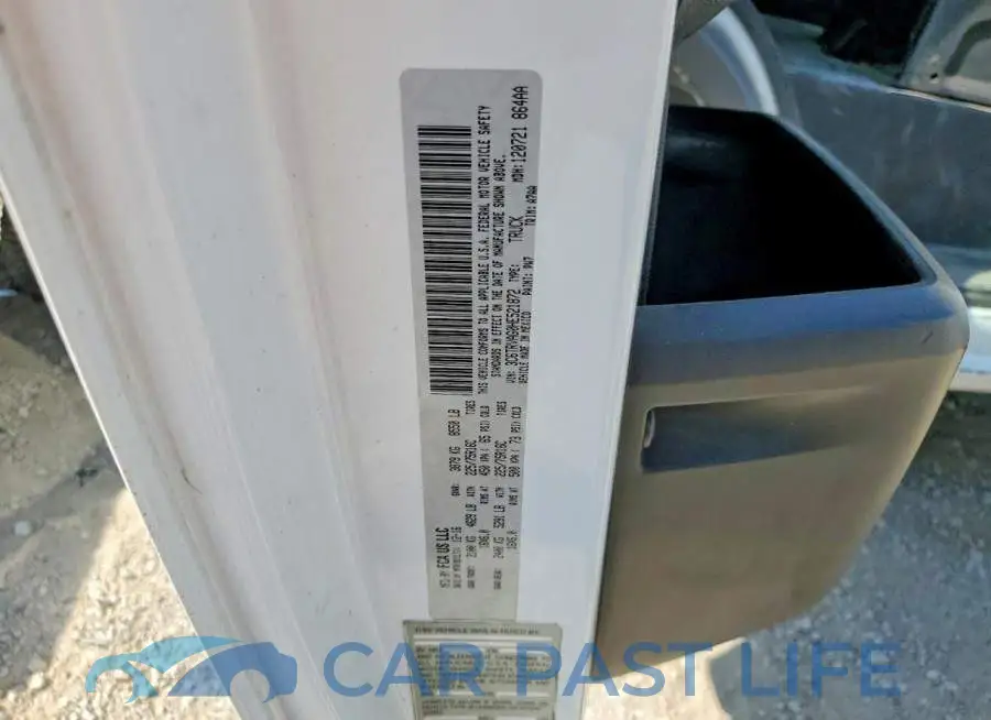 3C6TRVAG0HE521872# 13