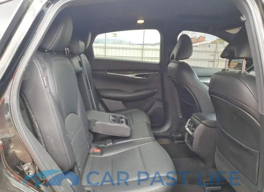3PCAJ5JR9RF108885# 10