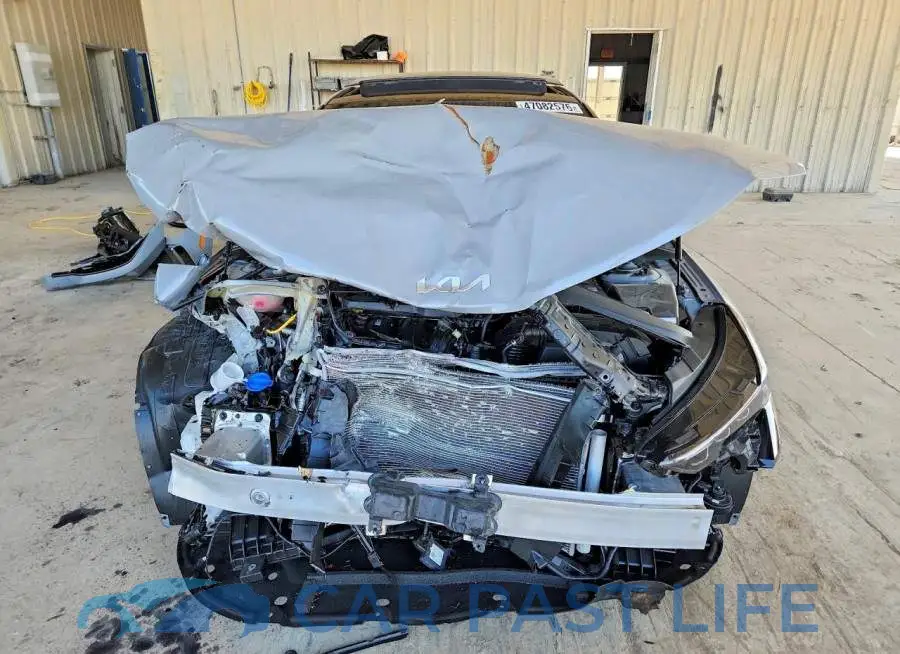 KNAG64J72S5283892# 5