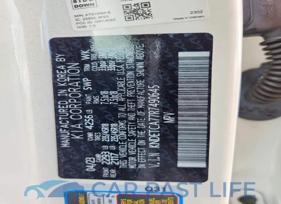 KNDETCA77R7490645# 14