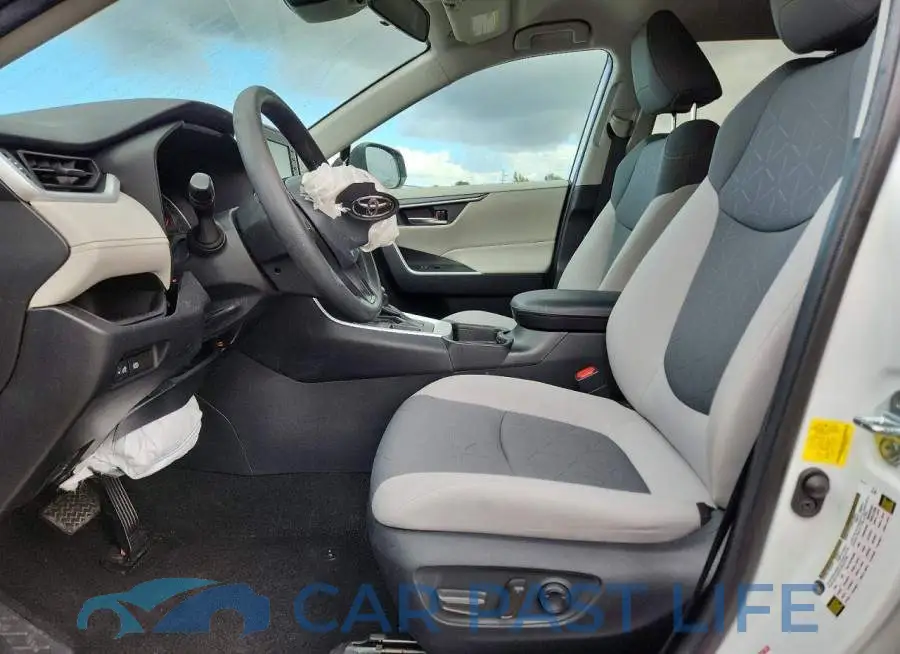 2T3W1RFV3MW125137# 7