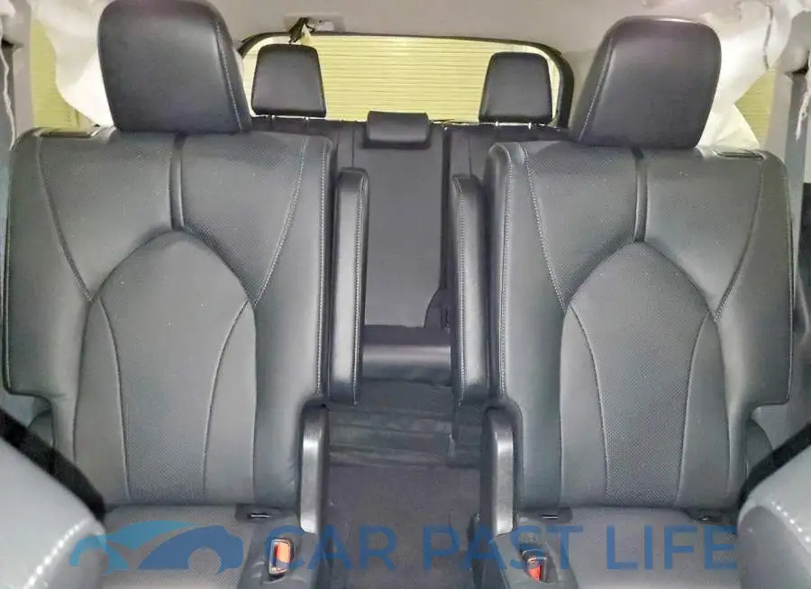 5TDAAAB51RS032725# 10