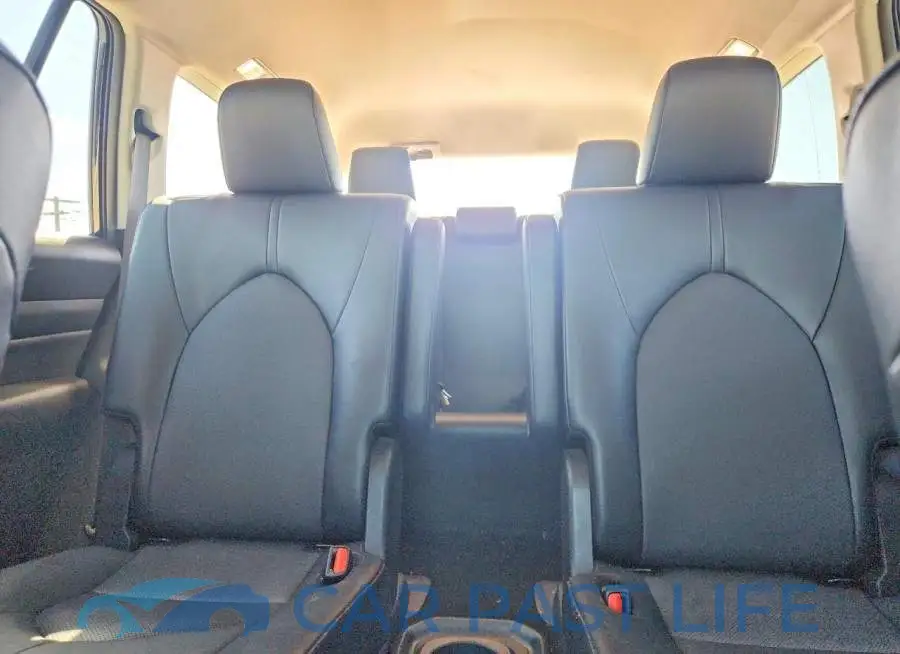 5TDAAAB59RS024551# 10