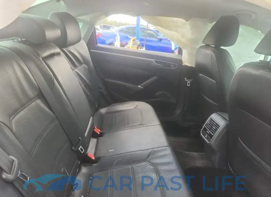 1VWBT7A32HC025605# 10