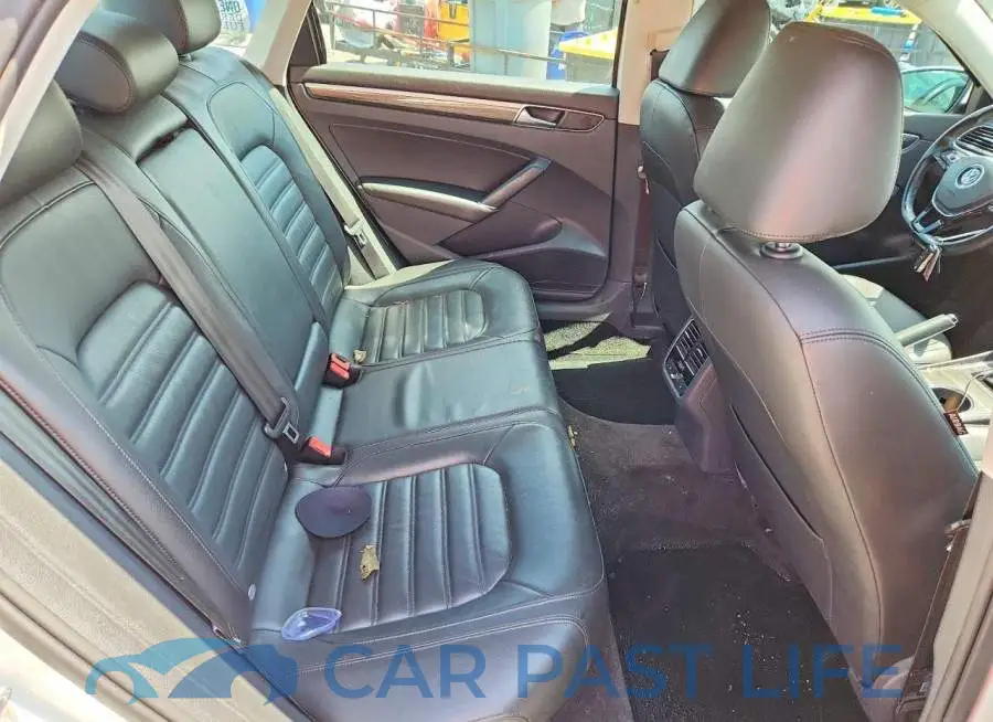 1VWCA7A30JC010908# 10
