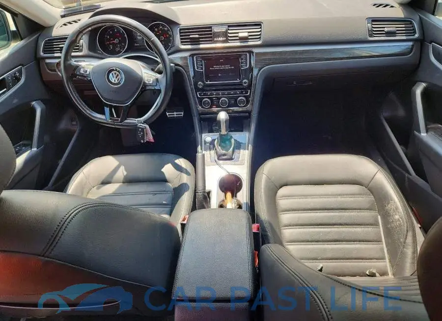 1VWCA7A30JC010908# 8