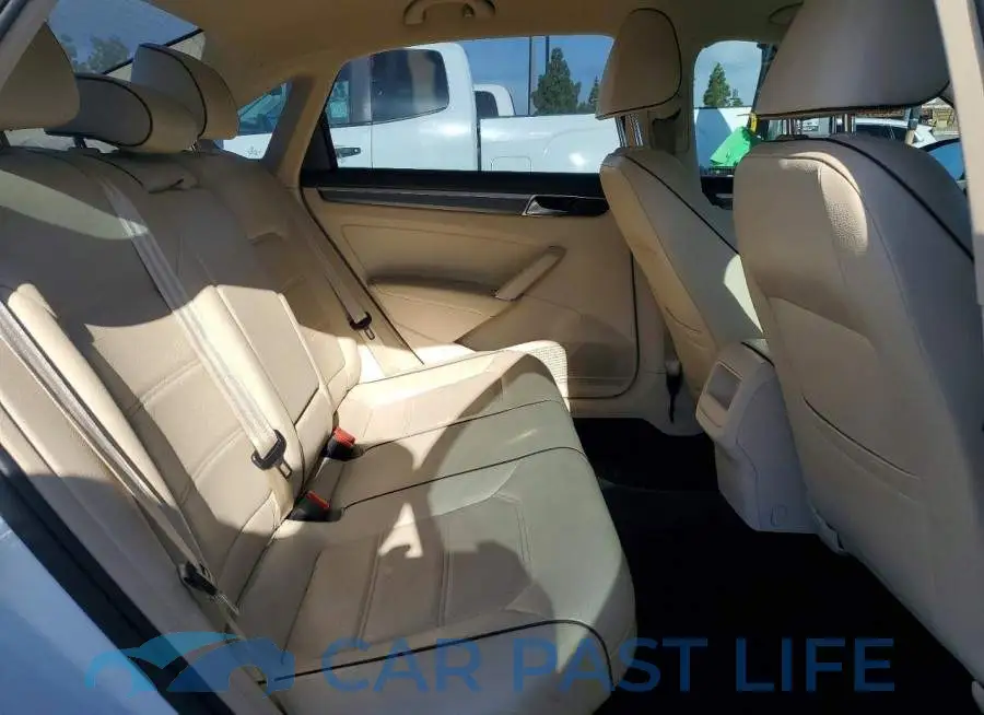 1VWDT7A30HC053556# 10
