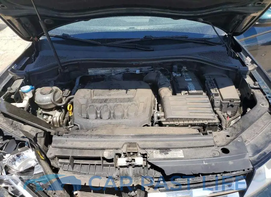 3VV0B7AX9KM065025# 11