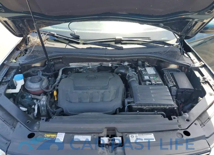 3VV1B7AX0KM101818# 12