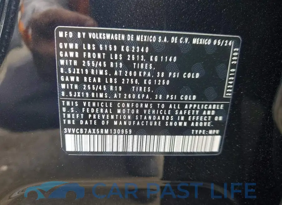 3VVCB7AX5RM130959# 14