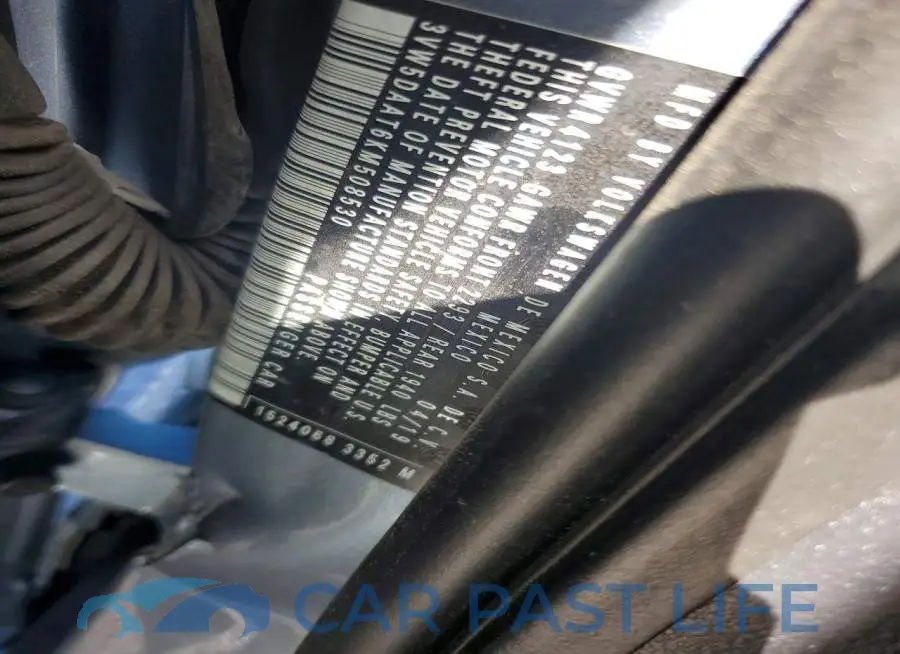 3VW5DAAT6KM508530# 12