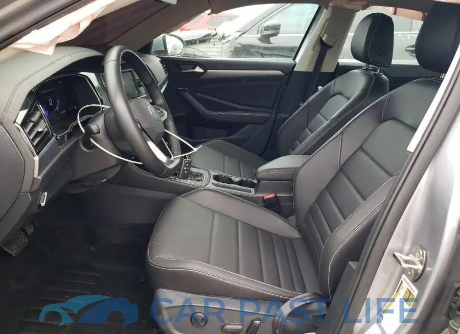 3VW7M7BU0RM035429# 7