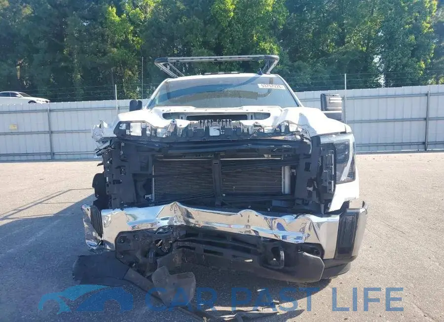 1GT58LE70RF425301# 5