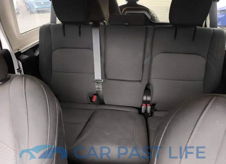 1C4JJXR66PW568004# 9