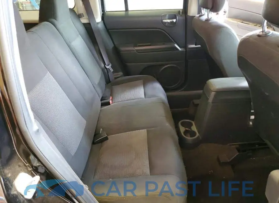 1C4NJPFA7HD161087# 11