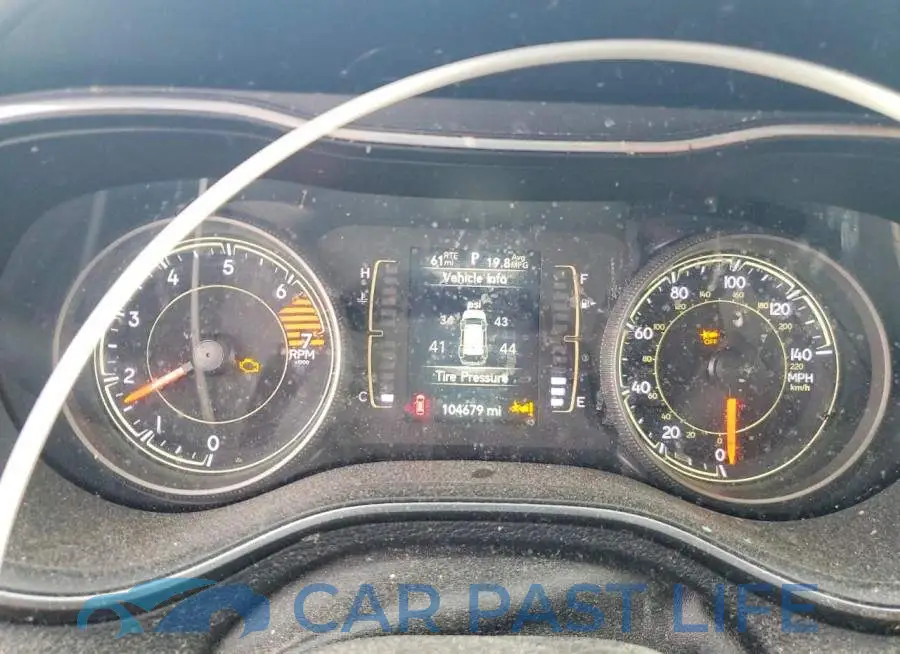 1C4PJLCB8MD195807# 9