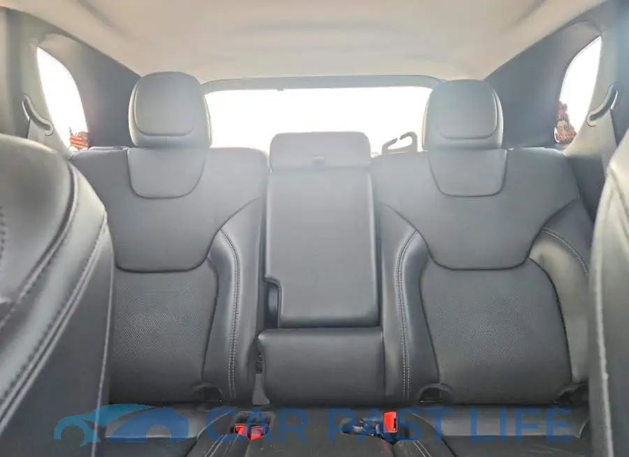 1C4PJMDX2LD575370# 10