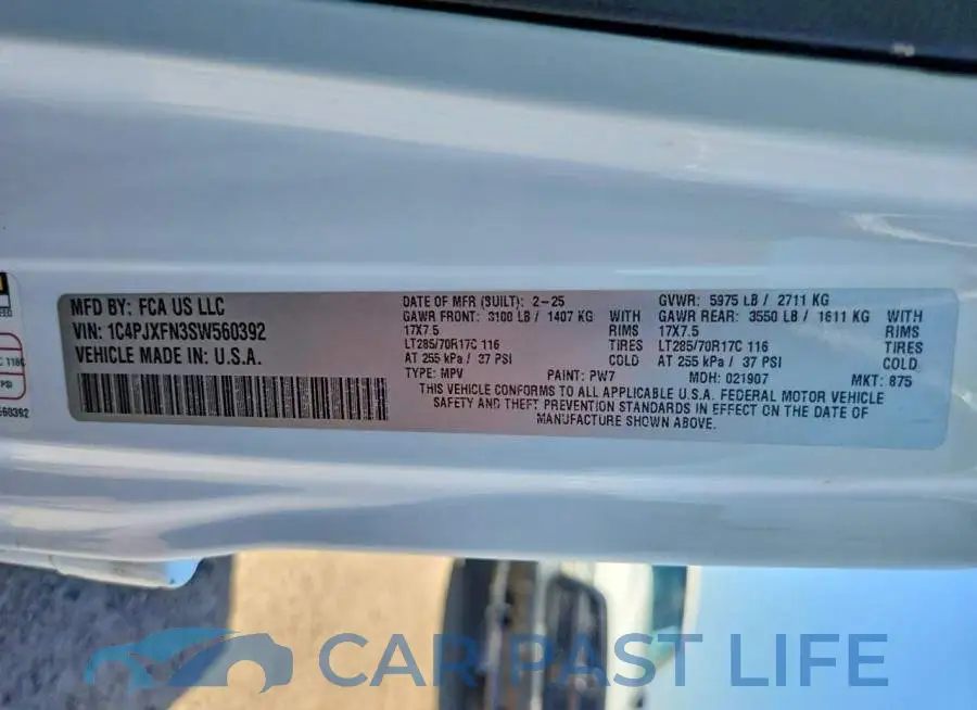 1C4PJXFN3SW560392# 14