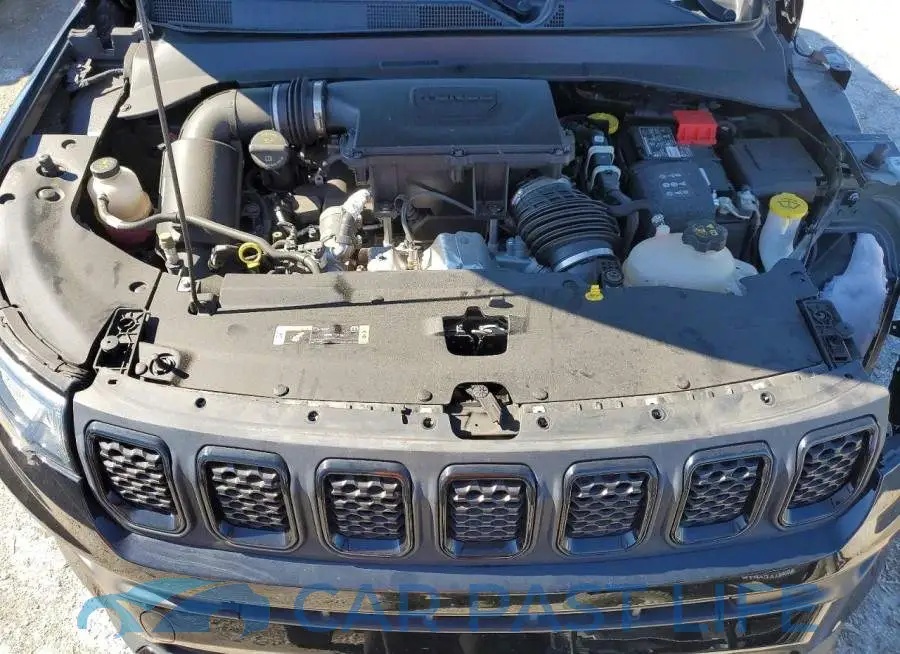 3C4NJDBN9PT517619# 12