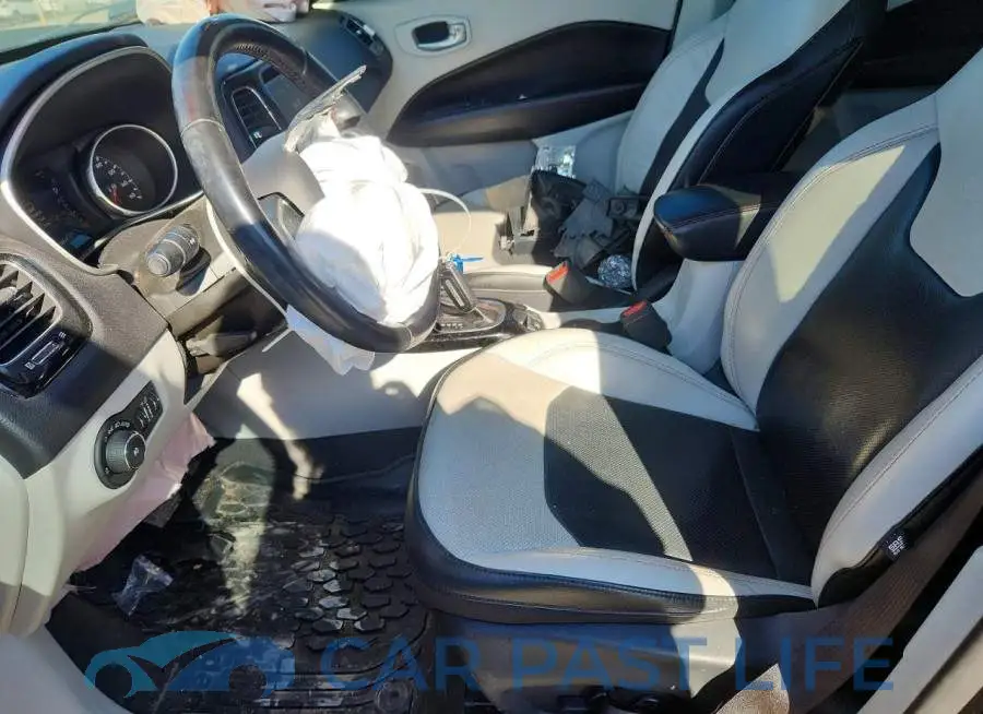 3C4NJDCB1LT153307# 7