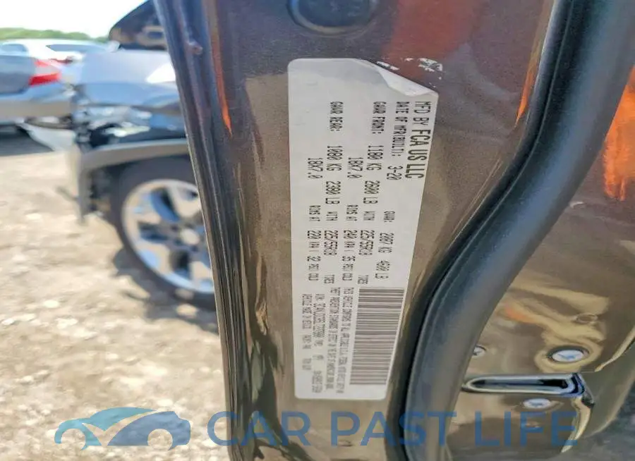 3C4NJDCB5LT227800# 13