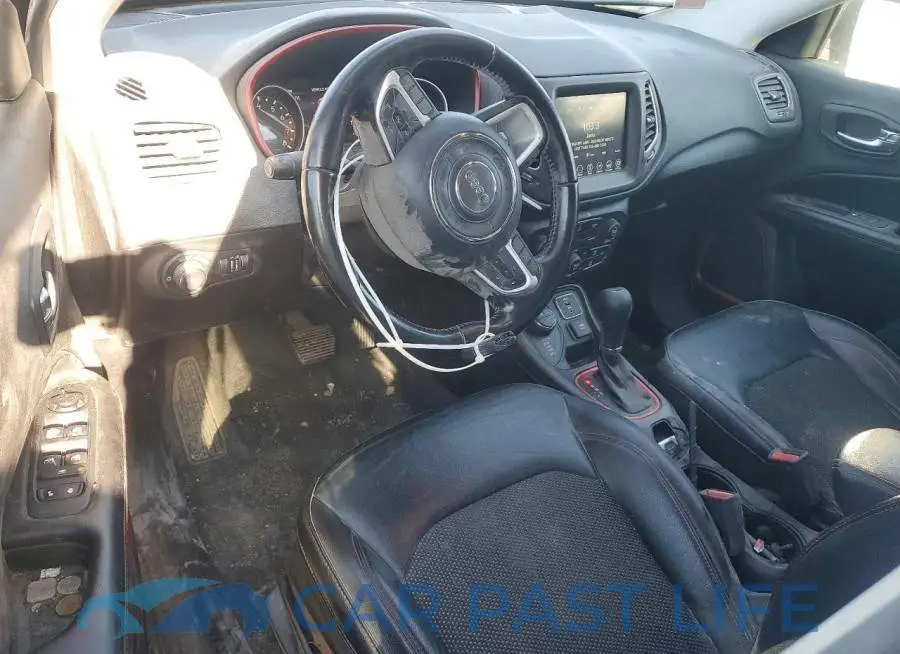 3C4NJDDB0LT195367# 8