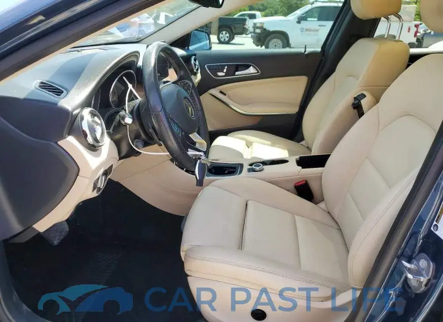 WDCTG4GB1KJ616434# 7