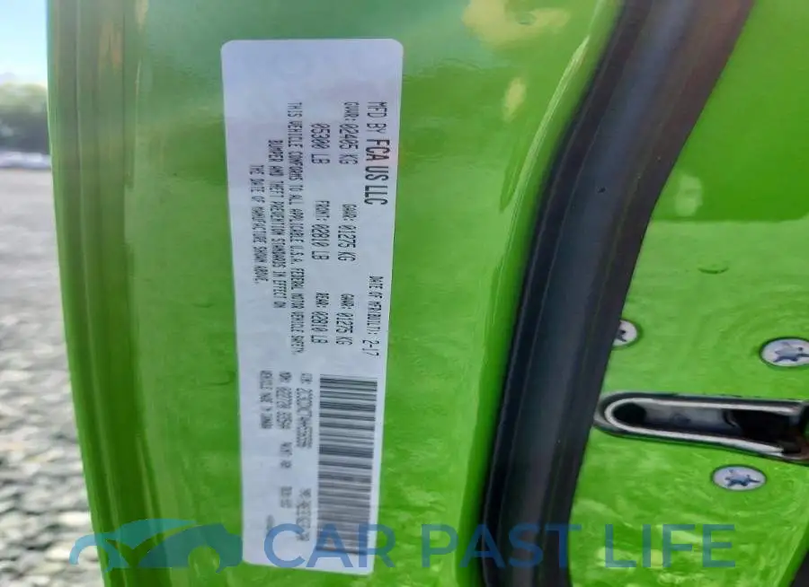 2C3CDXCT4HH556596# 13