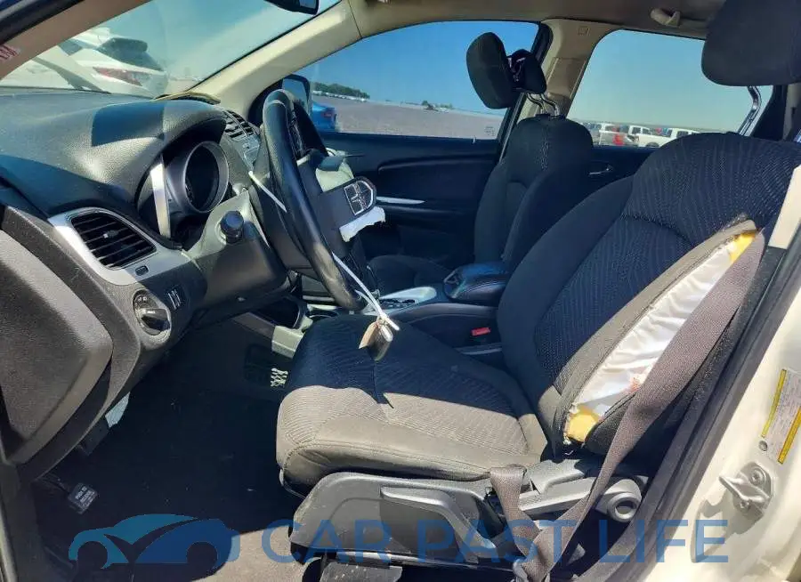 3C4PDCAB8LT201818# 7