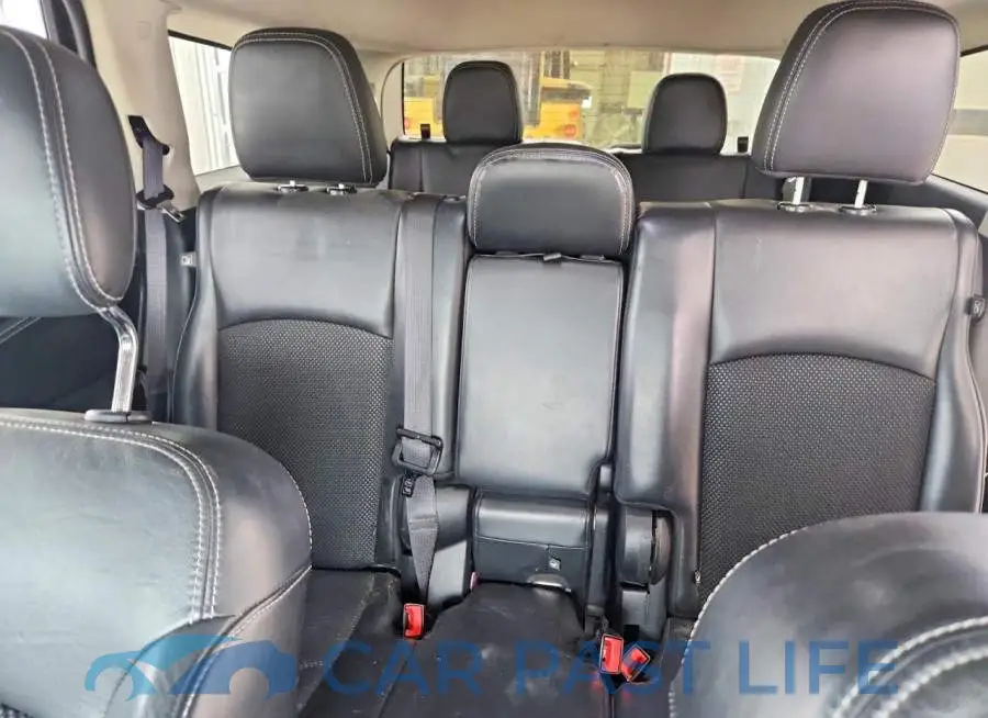 3C4PDCGB2LT266719# 10