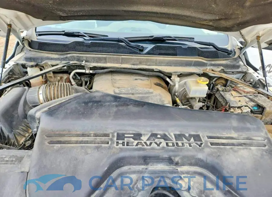 3C6UR5HJ4KG664549# 11