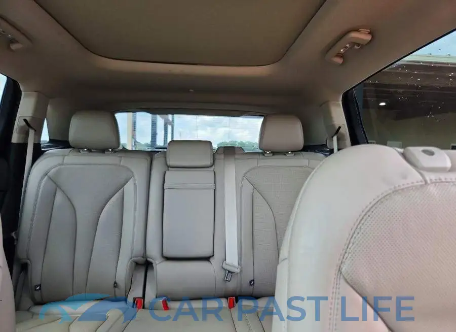 2LMPJ8KP0PBL22926# 10