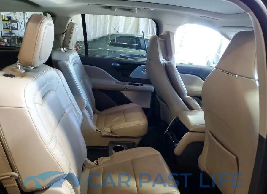 5LM5J7XC2MGL10121# 11
