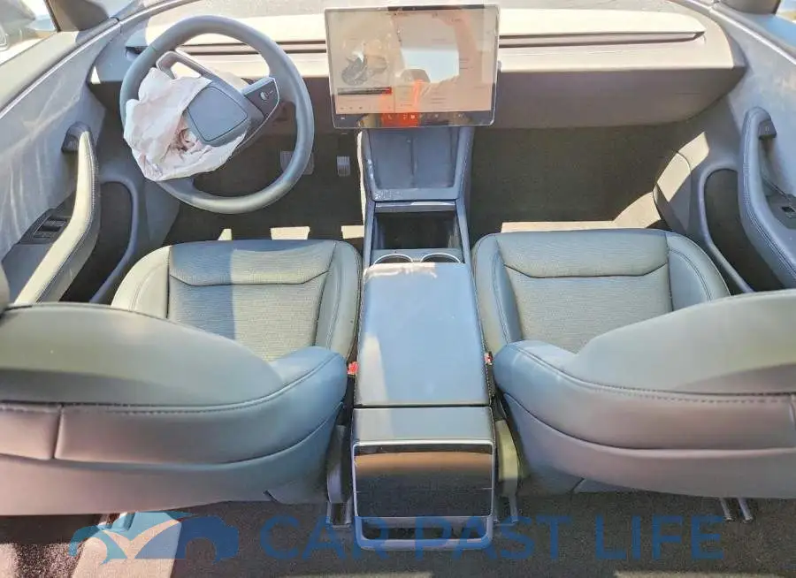 5YJ3E1EA9SF016532# 8
