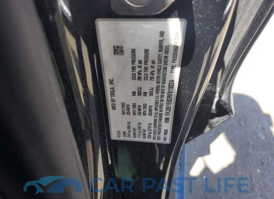5YJ3E1EB2RF819024# 12