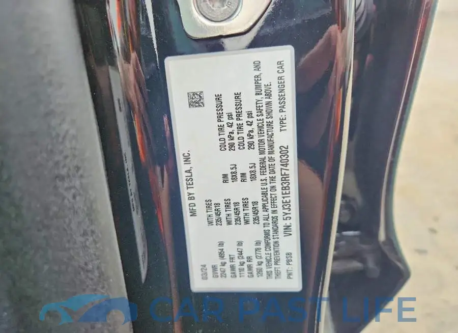 5YJ3E1EB3RF740302# 12