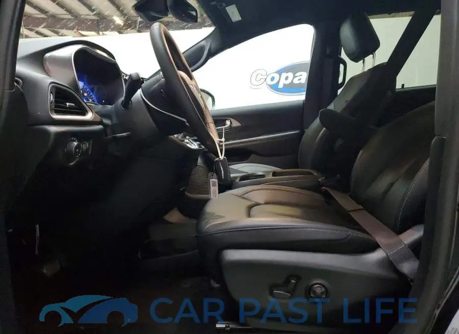 2C4RC1BG0TR193159# 7