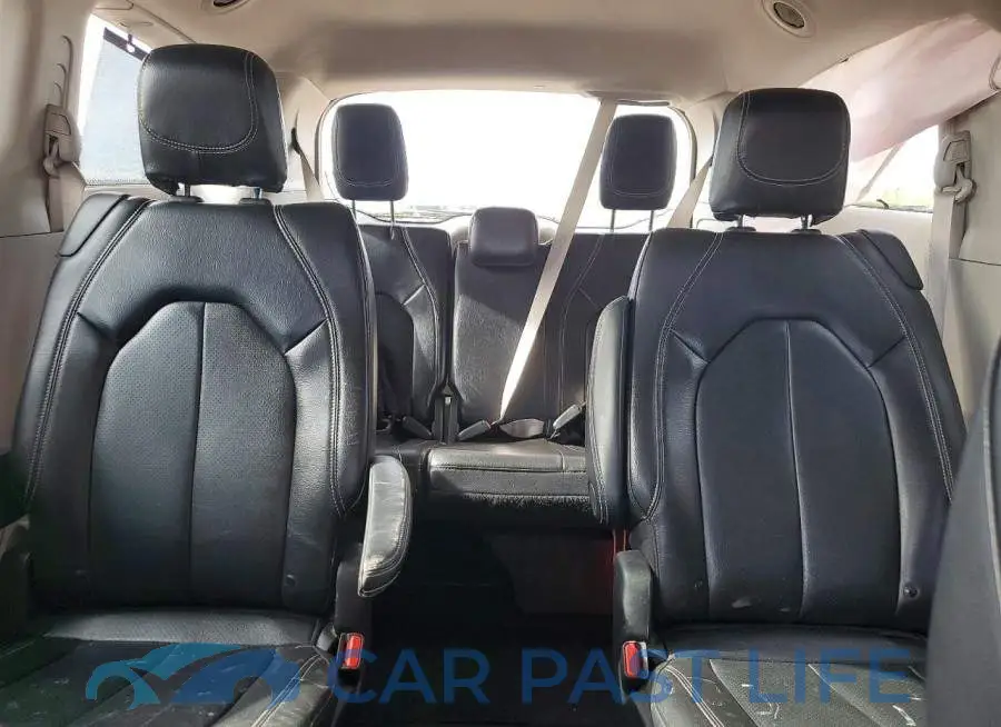 2C4RC1BG2NR140742# 10