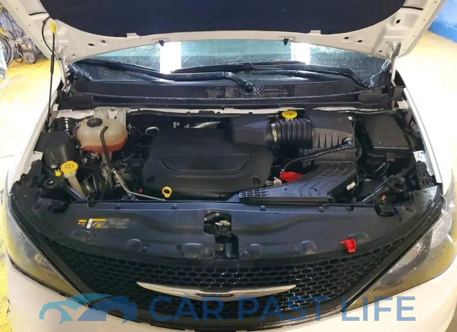 2C4RC1CGXPR568060# 12
