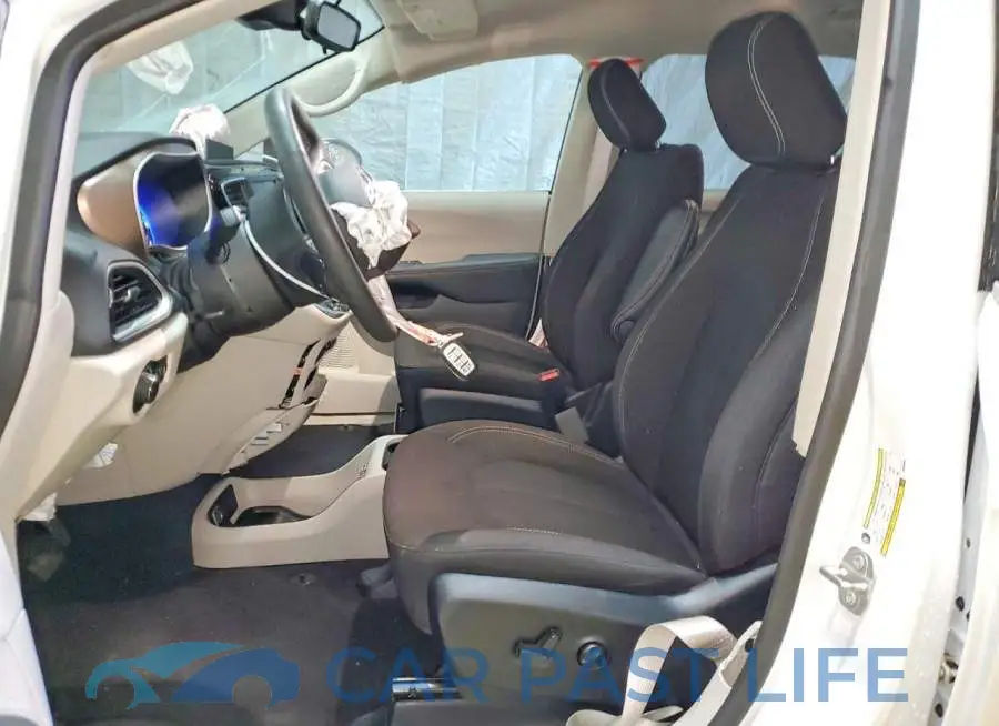 2C4RC1CGXPR568060# 7