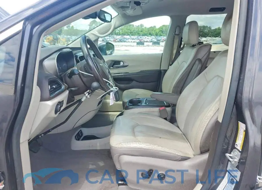 2C4RC1EG4HR622676# 7