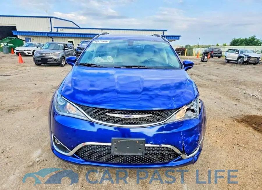 2C4RC1EG5KR686944# 5