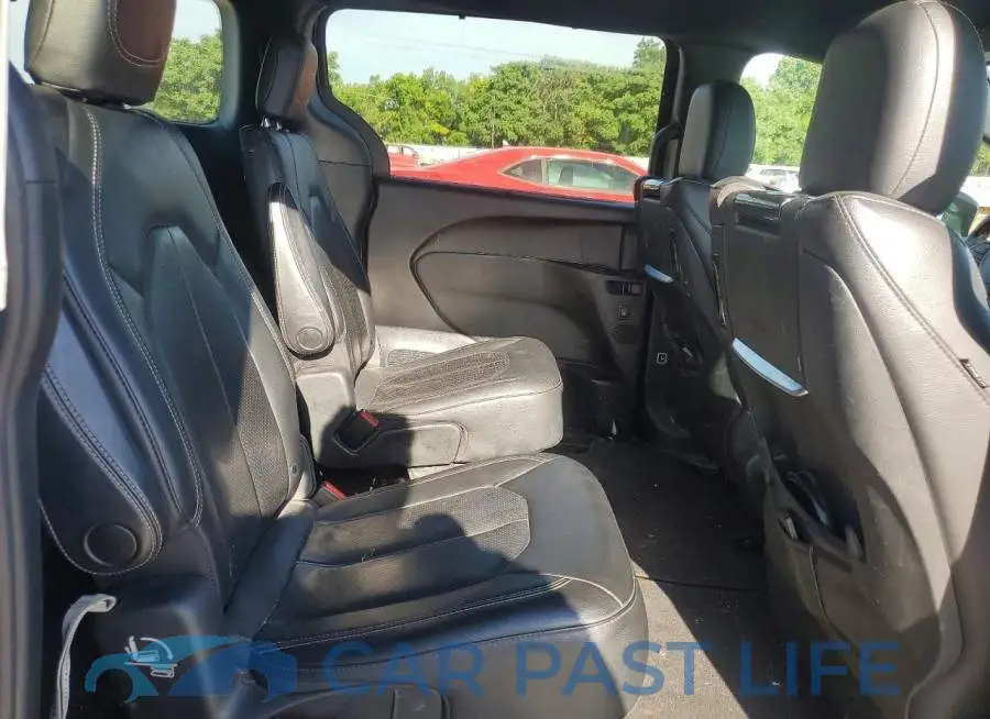 2C4RC1EGXLR132834# 11