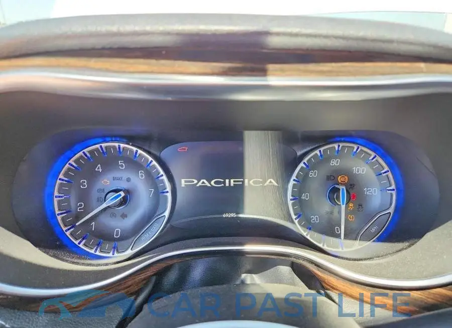 2C4RC1GG1NR210031# 9