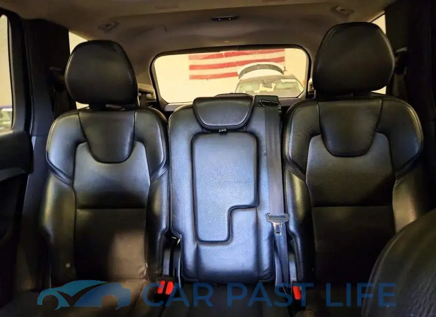 YV4A22PK1J1218927# 10