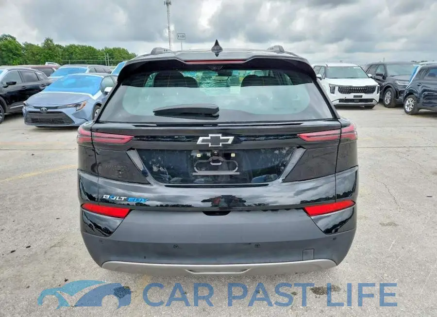 1G1FZ6S00P4205877# 6